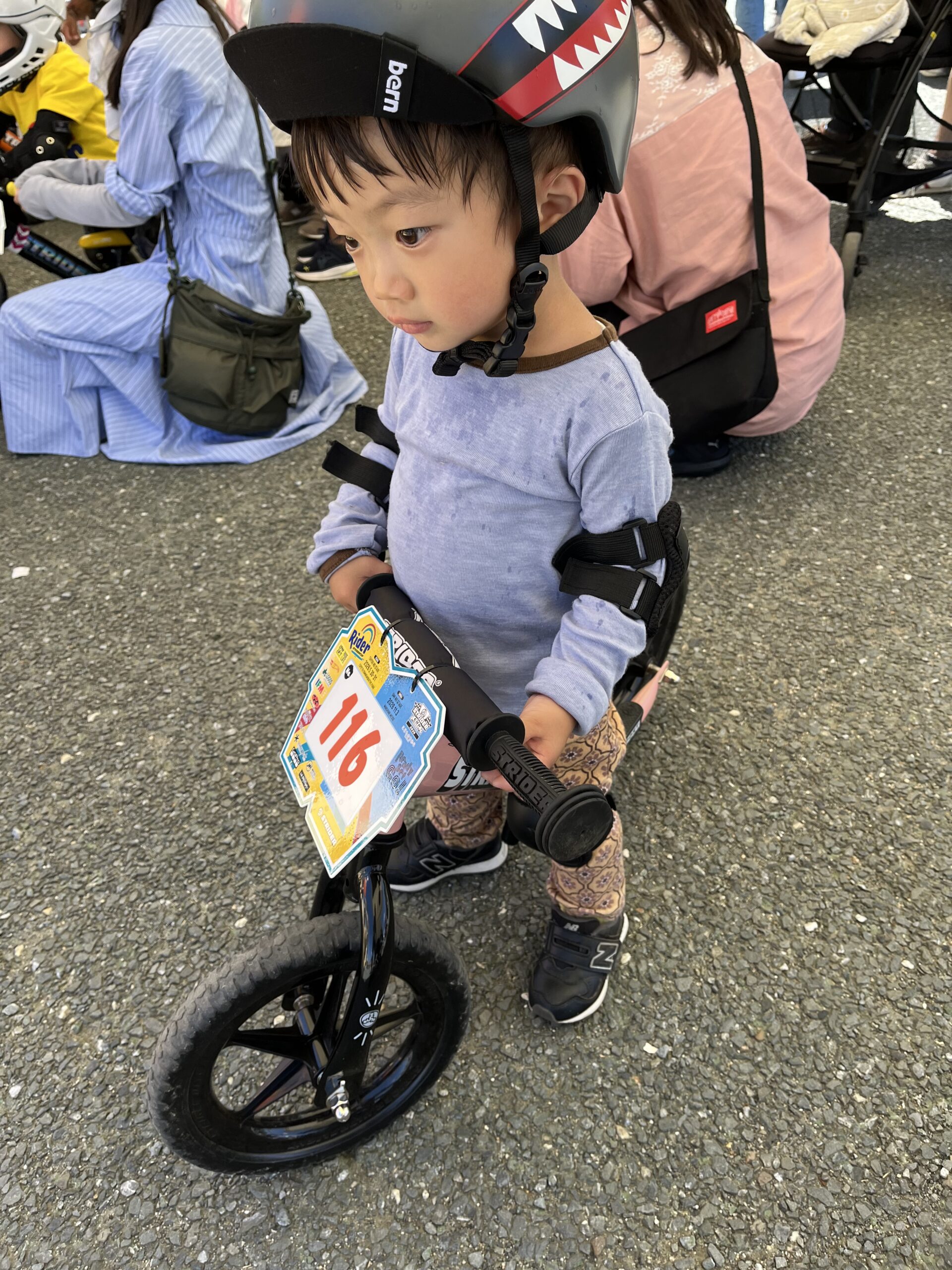レーススタート直前に緊張する息子